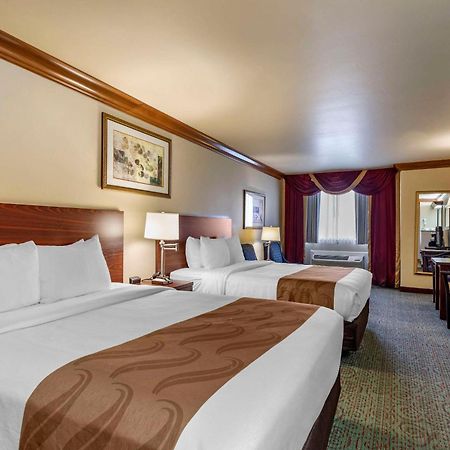 Quality Inn & Suites Denver Airport - Gateway Park Aurora Kültér fotó