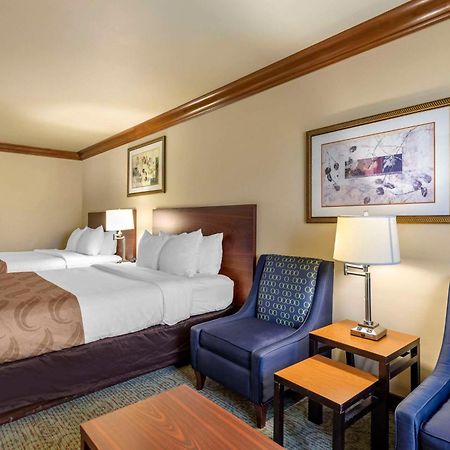 Quality Inn & Suites Denver Airport - Gateway Park Aurora Kültér fotó