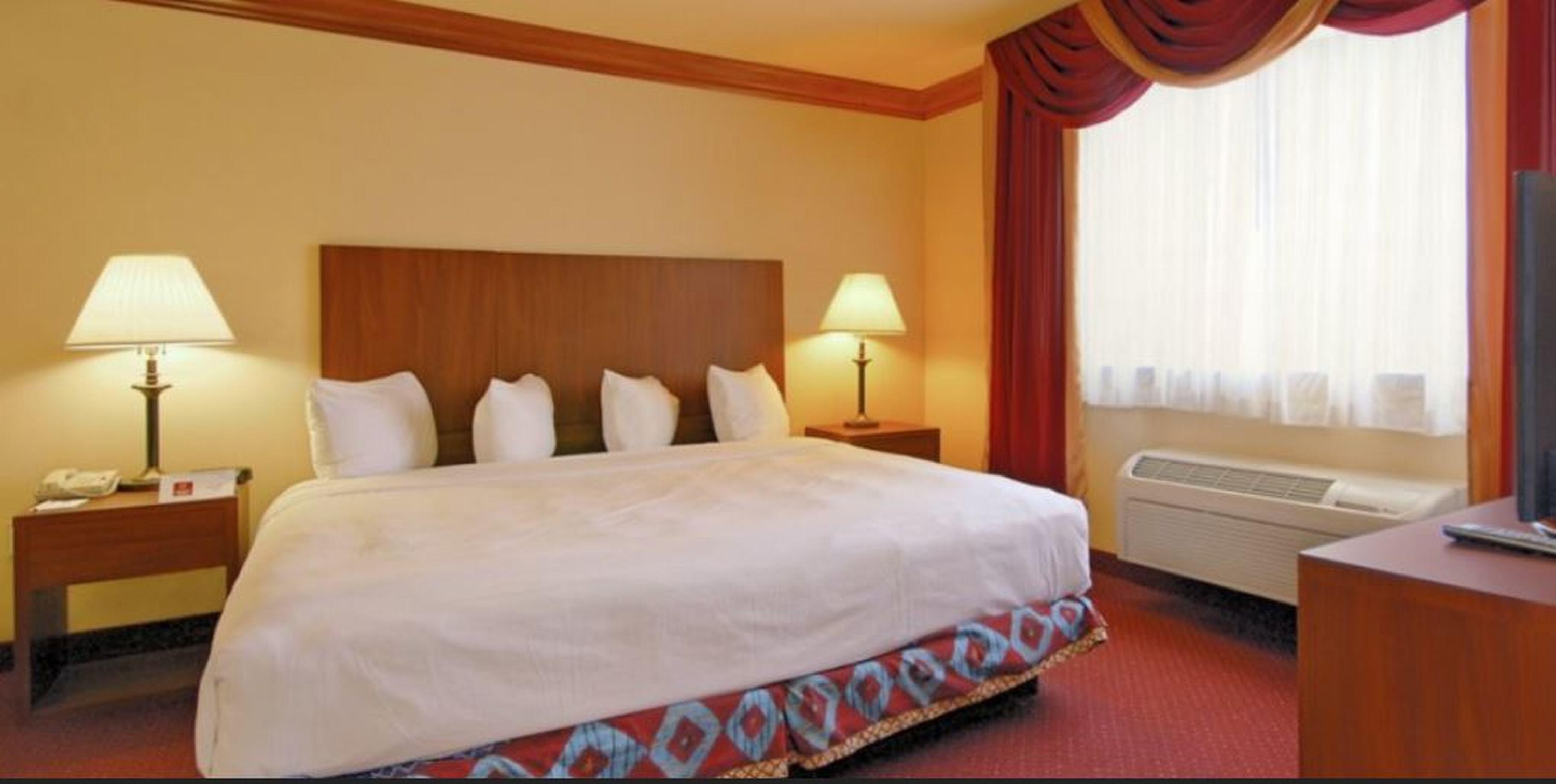 Quality Inn & Suites Denver Airport - Gateway Park Aurora Kültér fotó