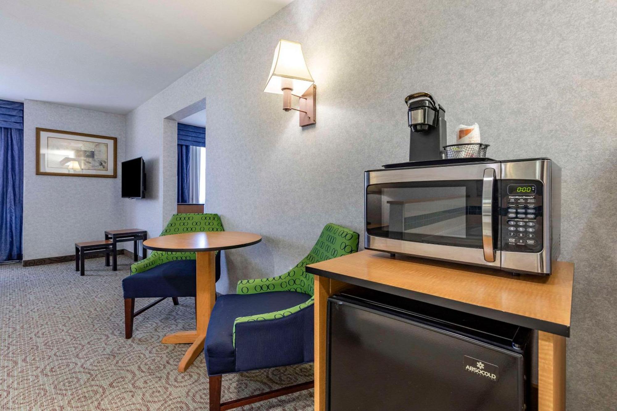 Quality Inn & Suites Denver Airport - Gateway Park Aurora Kültér fotó