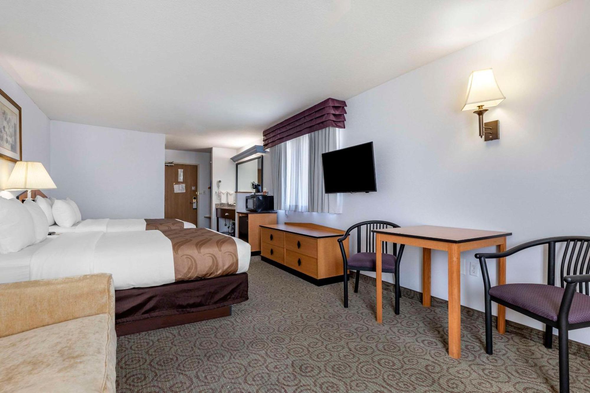 Quality Inn & Suites Denver Airport - Gateway Park Aurora Kültér fotó
